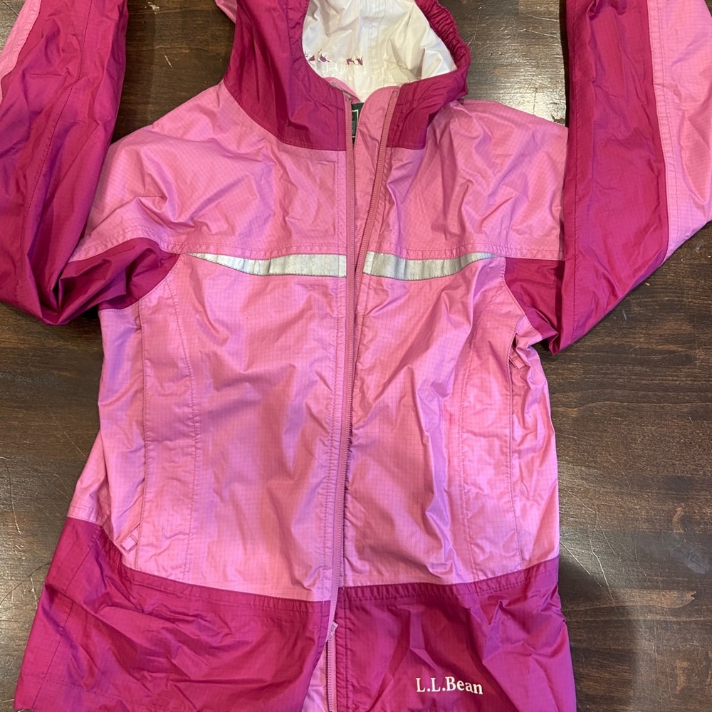L.L. Bean Girls 6X/7 Rain Coat!!
